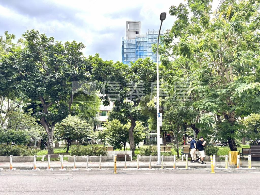 松江南京採光好方正大四房房屋室內格局與周邊環境