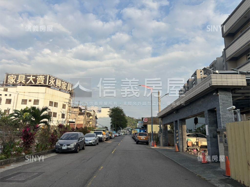 北屯重劃區百坪方正土地房屋室內格局與周邊環境