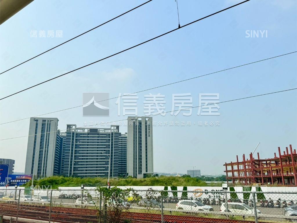 近高鐵娛樂城露臺戶房屋室內格局與周邊環境