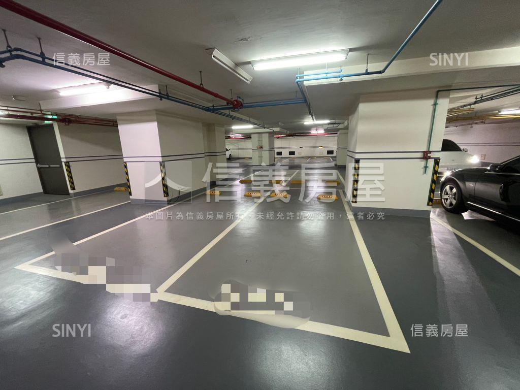 百達富裔前棟視野戶雙平車房屋室內格局與周邊環境