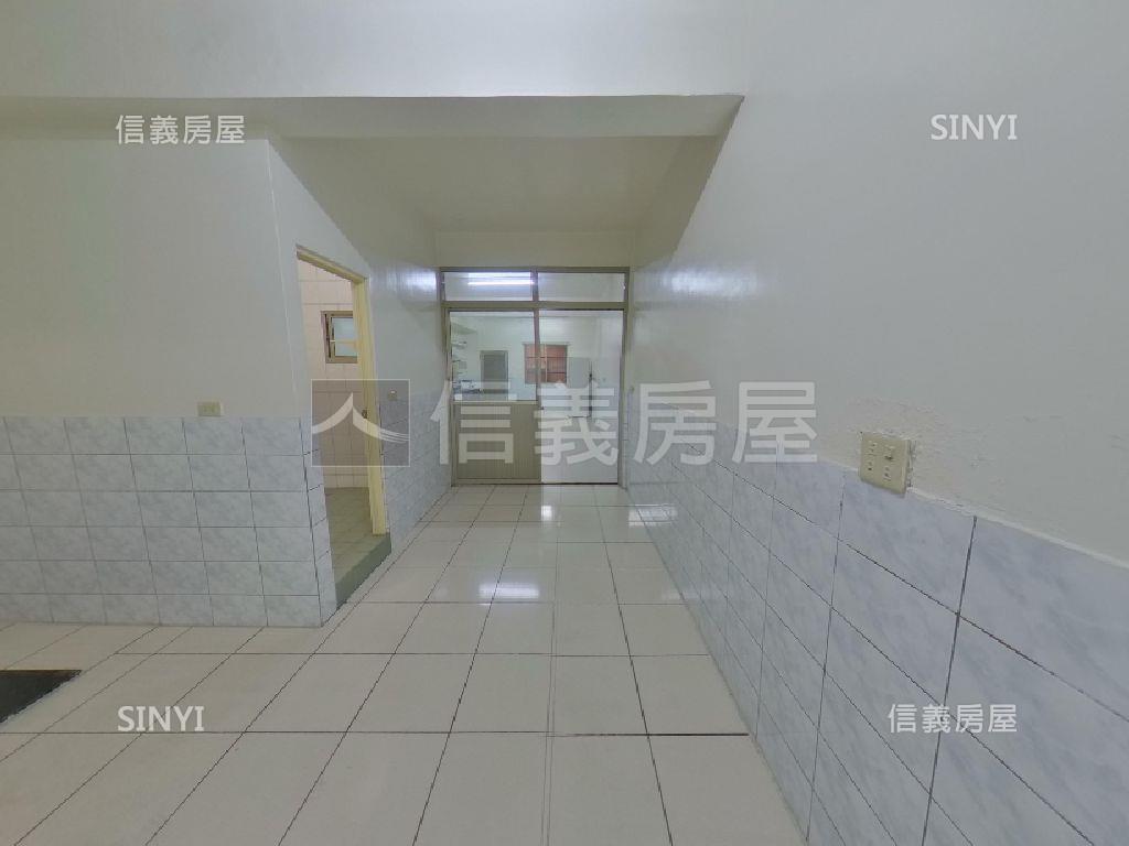 中華西路活路活巷優質透天房屋室內格局與周邊環境