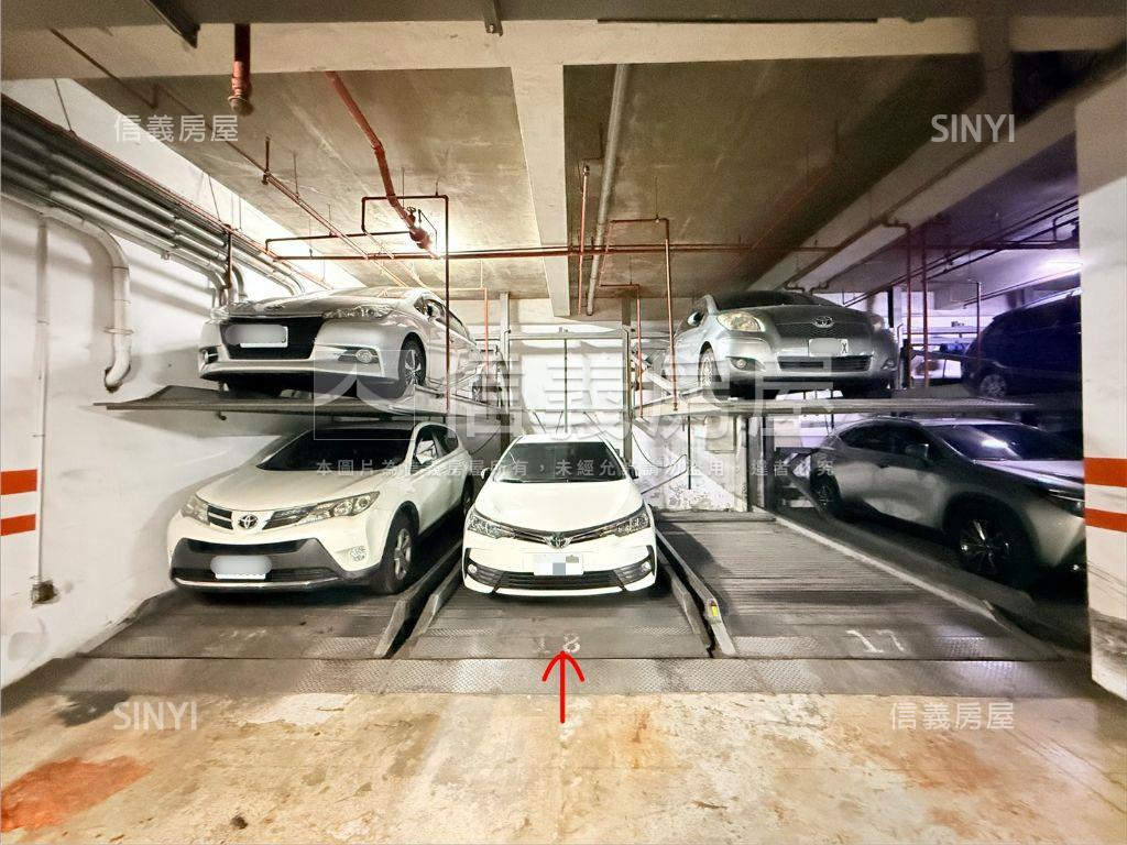 台北萬歲。車位。誠意出售房屋室內格局與周邊環境