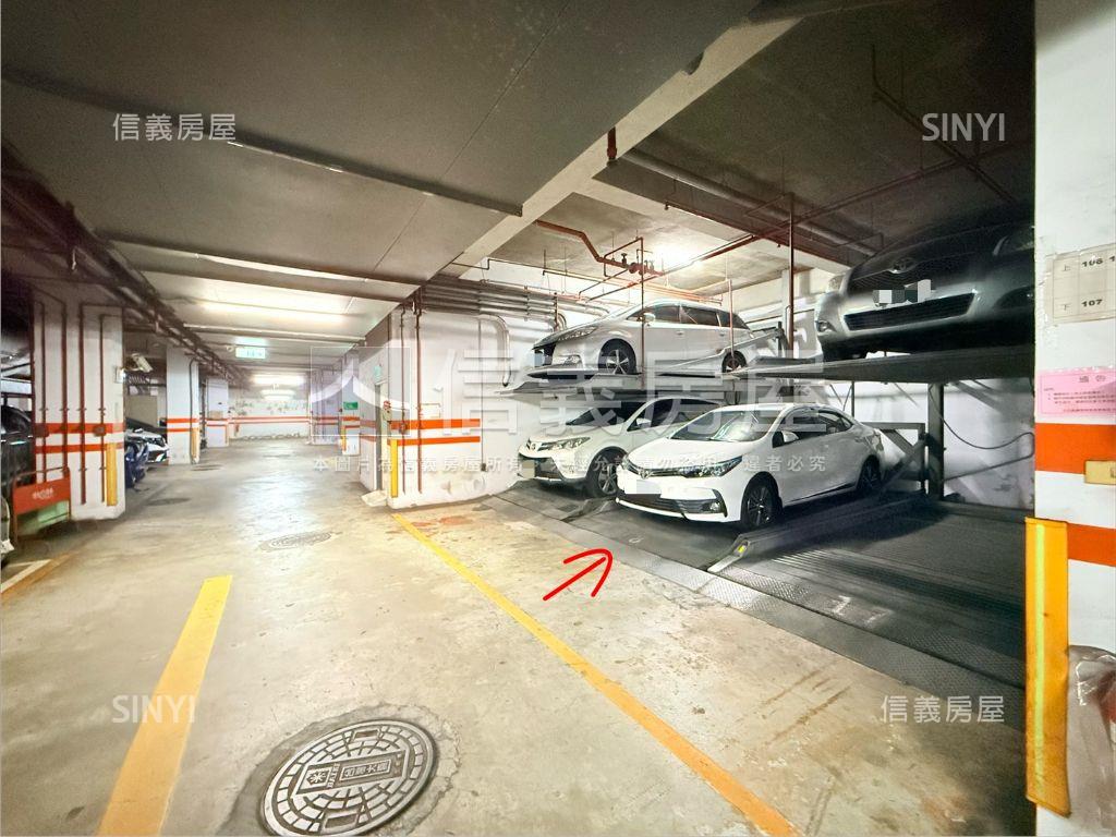 台北萬歲。車位。誠意出售房屋室內格局與周邊環境