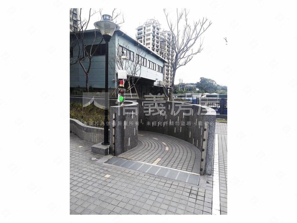 文學苑．稀有一房房屋室內格局與周邊環境