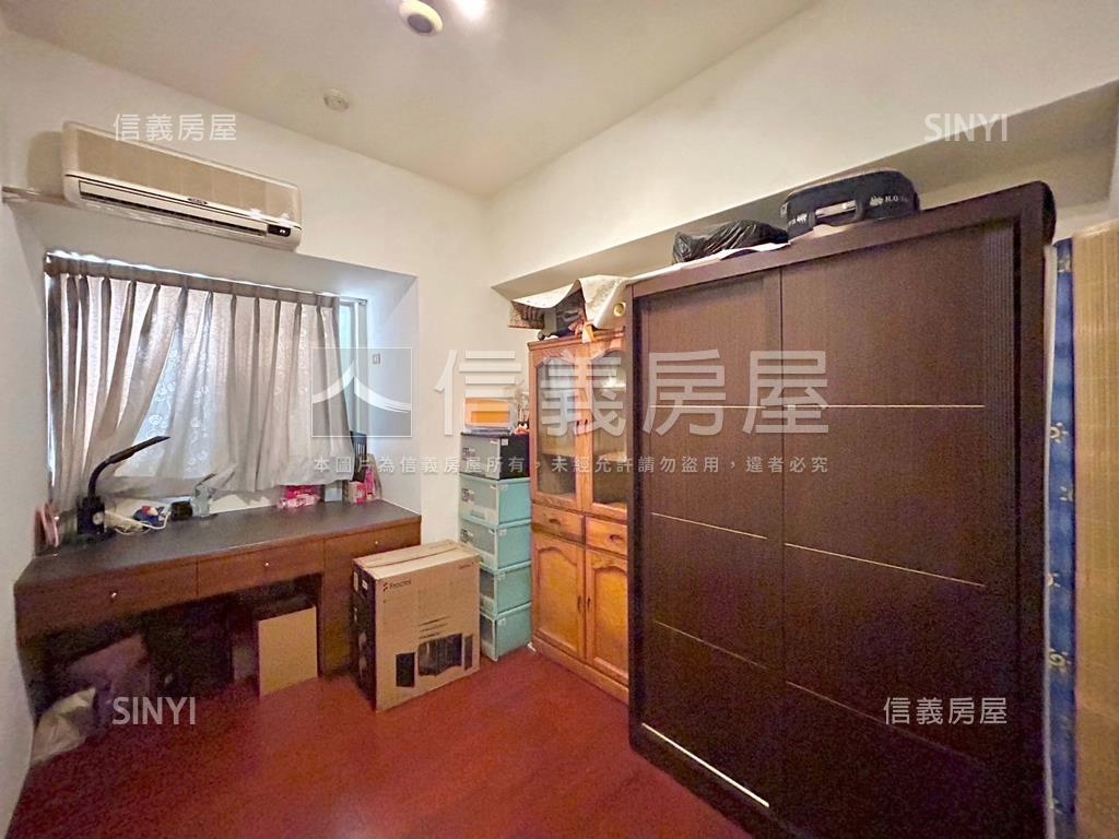 民權大廈參房附車位房屋室內格局與周邊環境