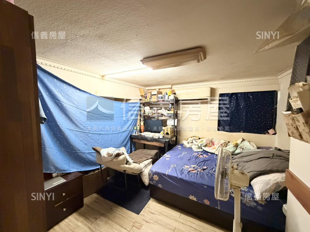 頂埔捷運一樓門口好停車房屋室內格局與周邊環境