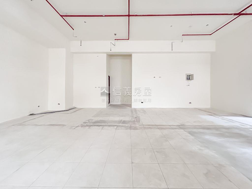 萬世ｏｋ●廠辦ｂ房屋室內格局與周邊環境