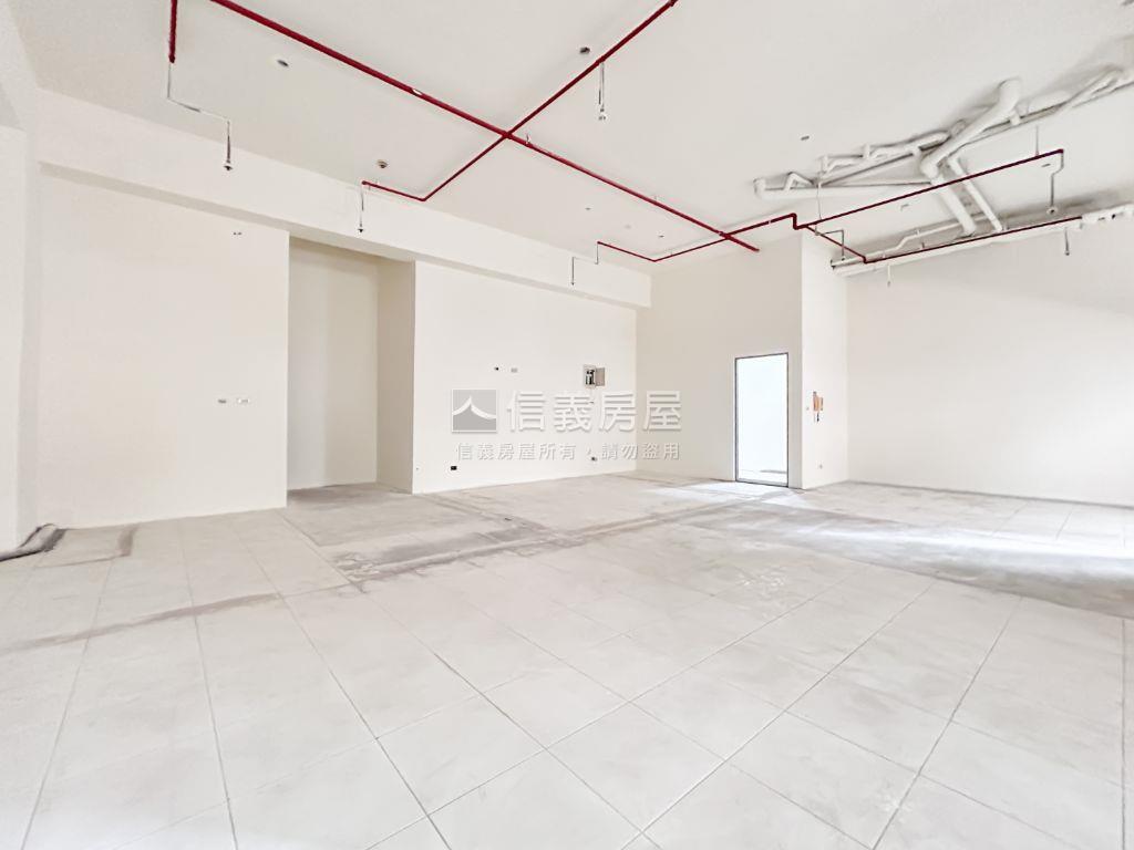 萬世ｏｋ●廠辦ｂ房屋室內格局與周邊環境