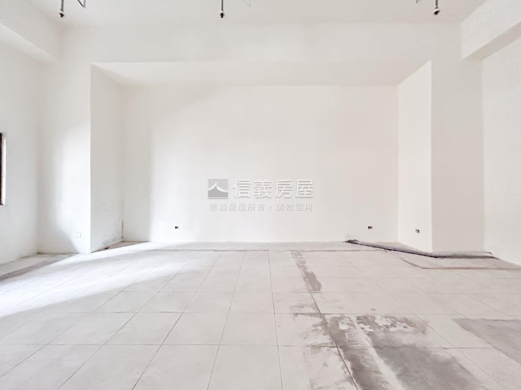 萬世ｏｋ●廠辦ｂ房屋室內格局與周邊環境
