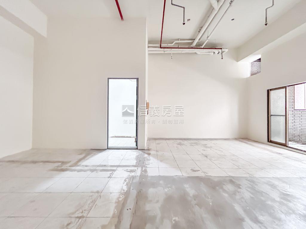 萬世ｏｋ●廠辦ｂ房屋室內格局與周邊環境