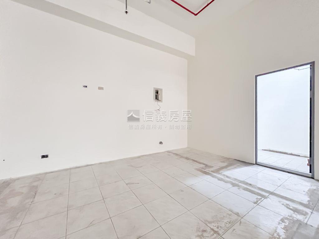 萬世ｏｋ●廠辦ｂ房屋室內格局與周邊環境