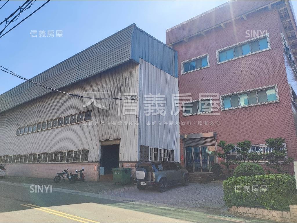 挑高１３米幼獅方正廠房房屋室內格局與周邊環境