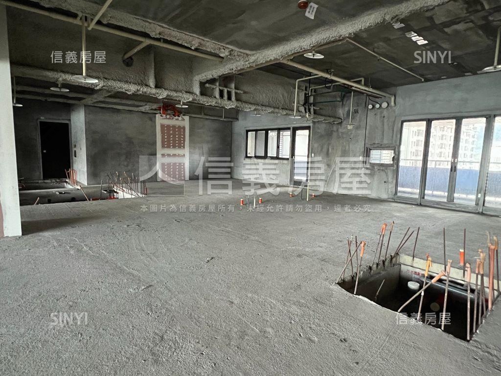 水立方．山河景１８樓房屋室內格局與周邊環境