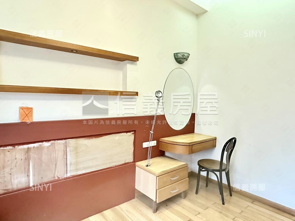 領袖名邸房屋室內格局與周邊環境