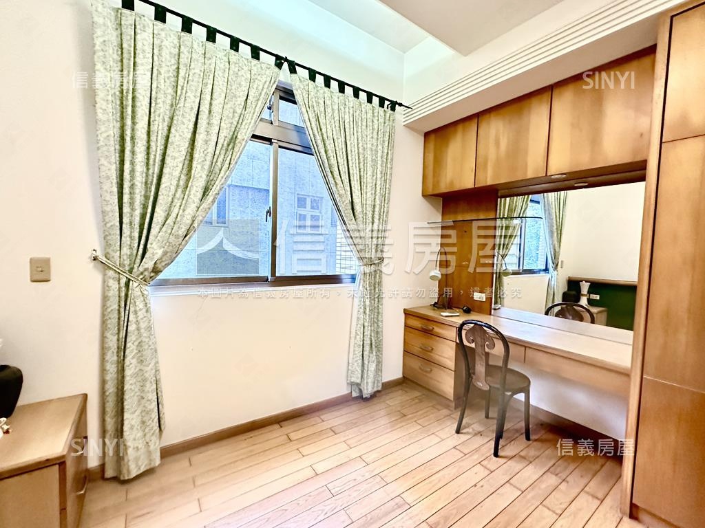 領袖名邸房屋室內格局與周邊環境