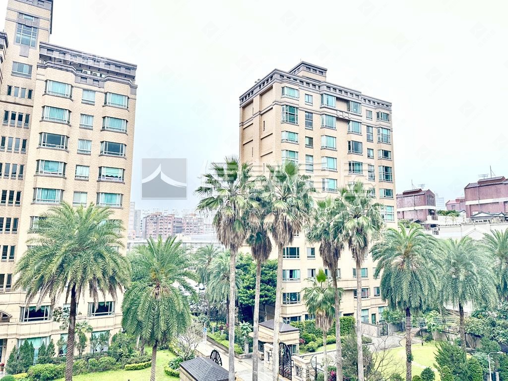 領袖名邸房屋室內格局與周邊環境