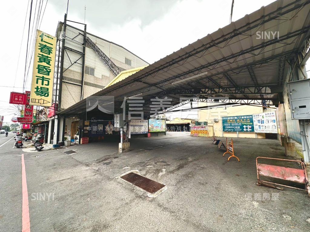 中華路稀有透天房屋室內格局與周邊環境