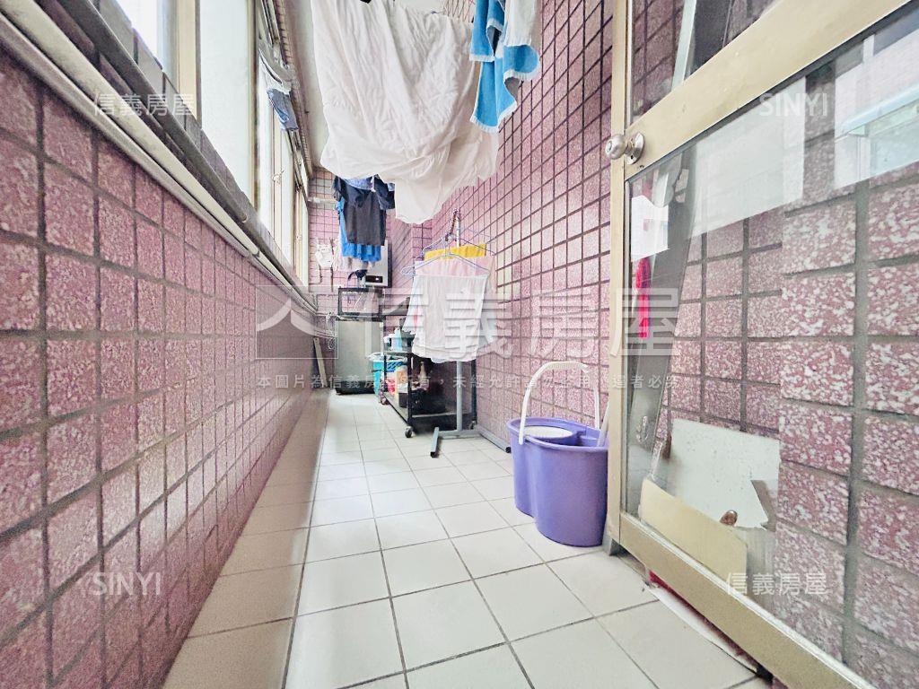 ☆★全球家ＯＫ美三房☆★房屋室內格局與周邊環境