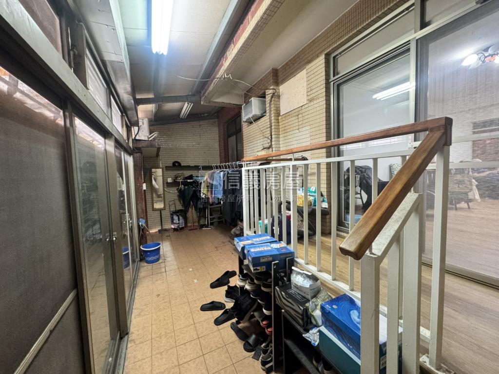 捷運★公園★方正大一樓房屋室內格局與周邊環境