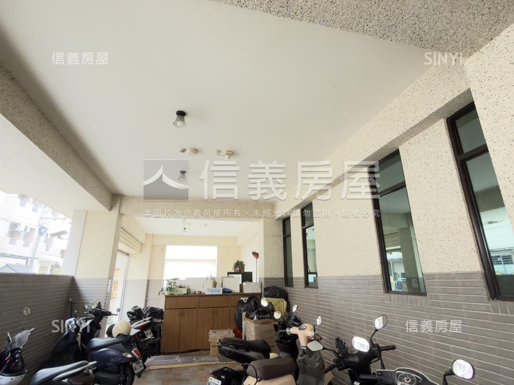 民生路臨路透套房屋室內格局與周邊環境