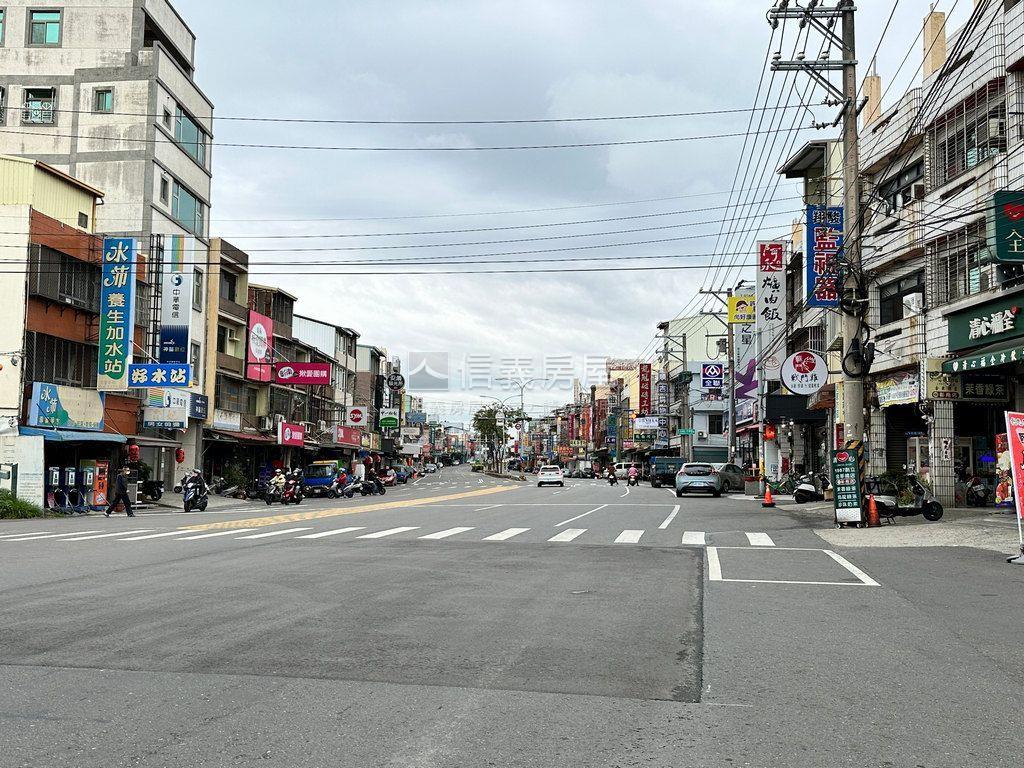 專任彰南路邊間透天房屋室內格局與周邊環境