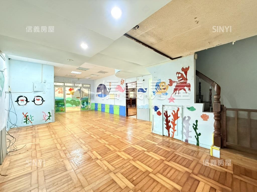 太子大學城一樓大空間房屋室內格局與周邊環境