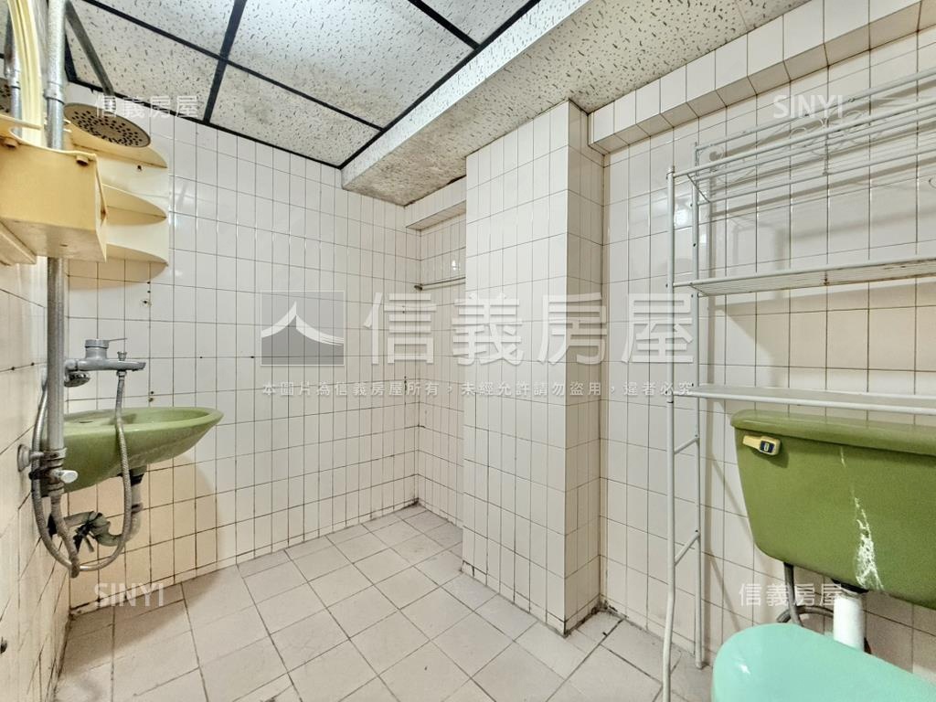 太子大學城一樓大空間房屋室內格局與周邊環境