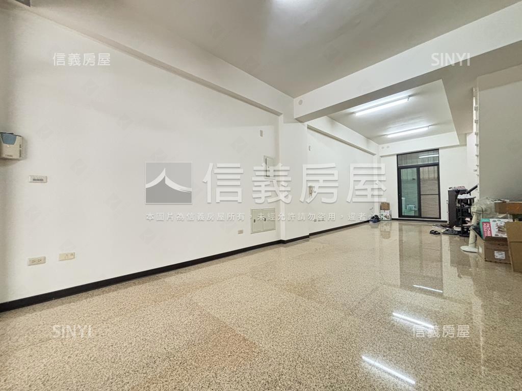 鄭仔寮文成二路店住房屋室內格局與周邊環境