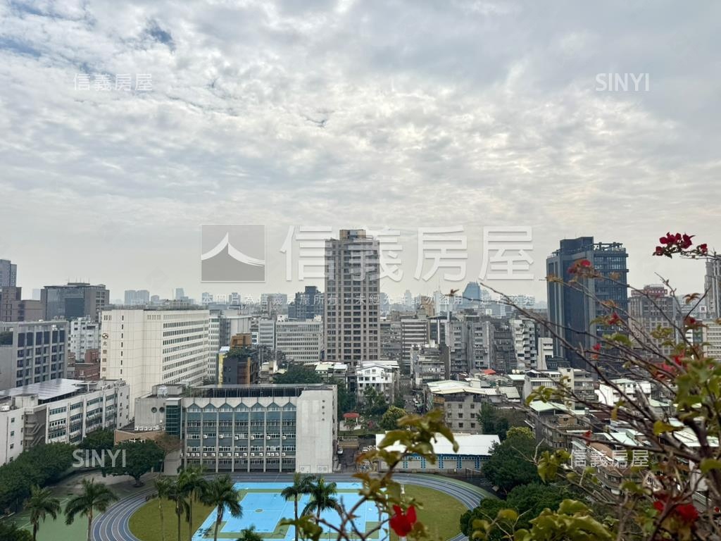 校園景觀樓中樓露台戶房屋室內格局與周邊環境