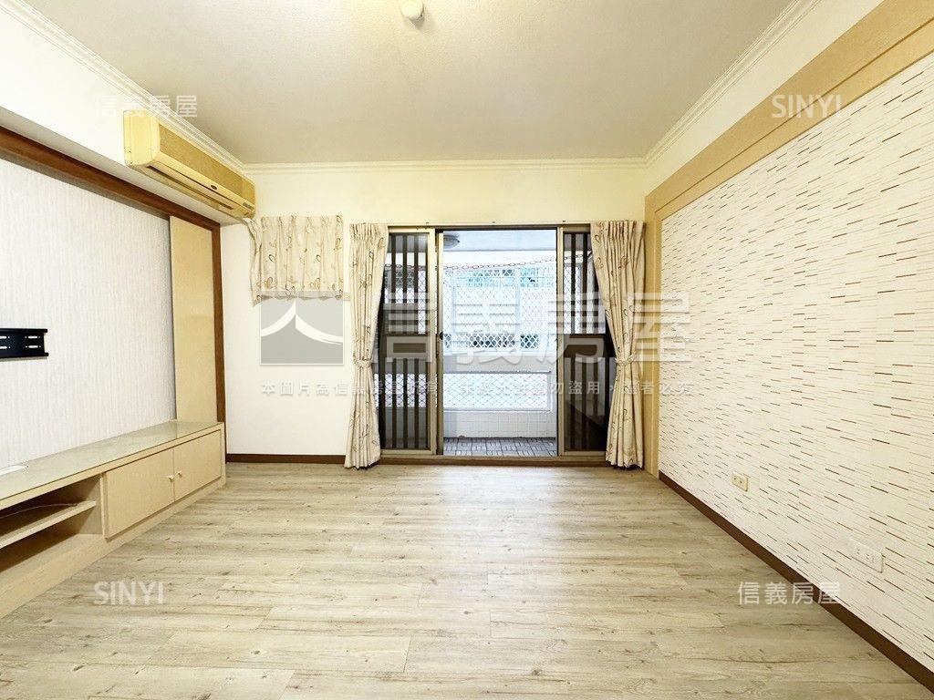 近衛武營三房⭐附雙車位房屋室內格局與周邊環境