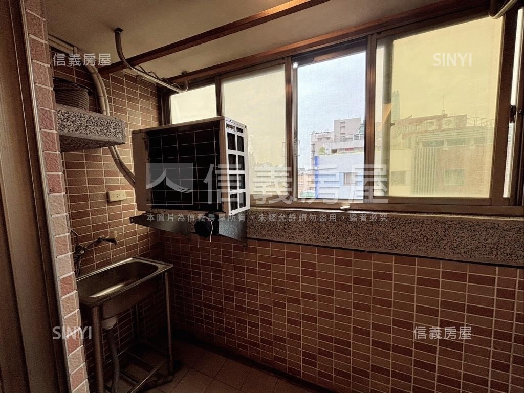 草悟道旁小資雅緻美宅房屋室內格局與周邊環境