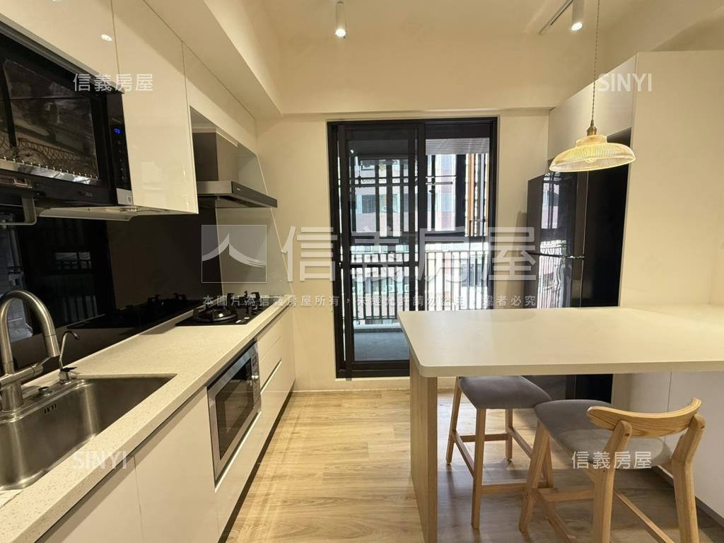 勝美讚質感兩房平車房屋室內格局與周邊環境