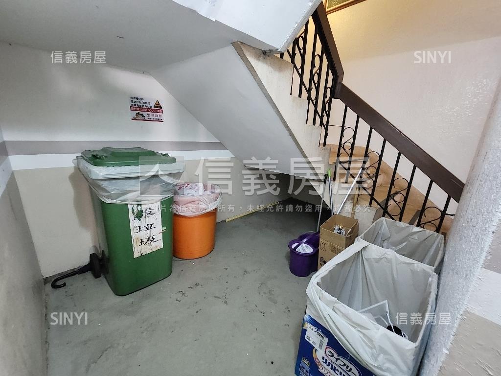 美裝潢靜廬華廈房屋室內格局與周邊環境
