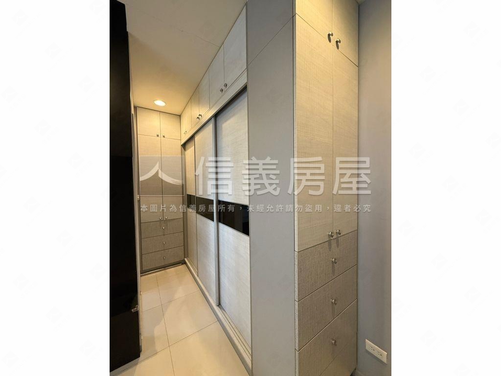 經貿明日館後棟高樓房屋室內格局與周邊環境