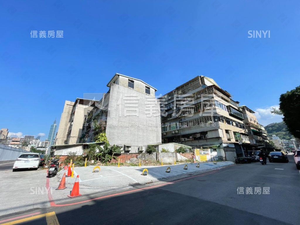大安區全坤御峰旁角地房屋室內格局與周邊環境