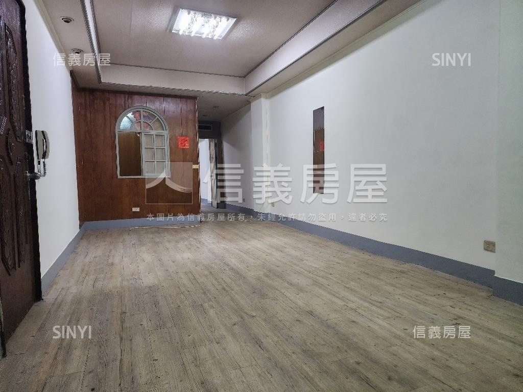 重慶北首購成家三樓房屋室內格局與周邊環境