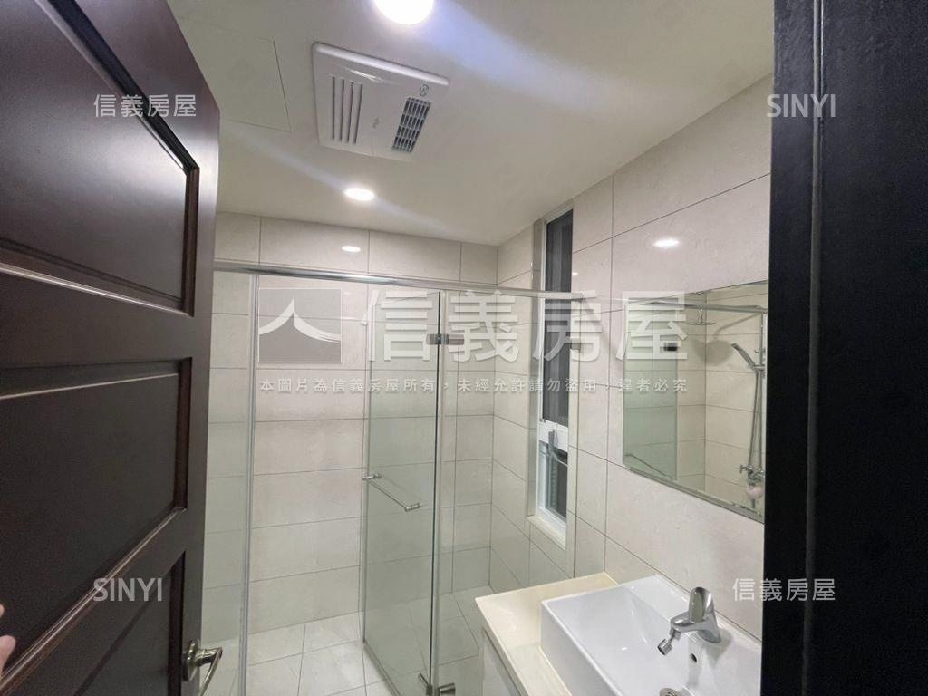 家樂福優質２房車位房屋室內格局與周邊環境