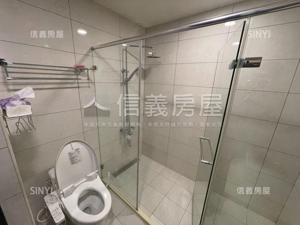 家樂福優質２房車位房屋室內格局與周邊環境