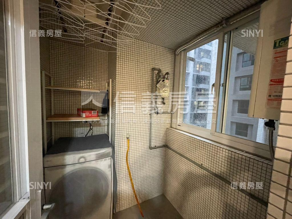 家樂福優質２房車位房屋室內格局與周邊環境