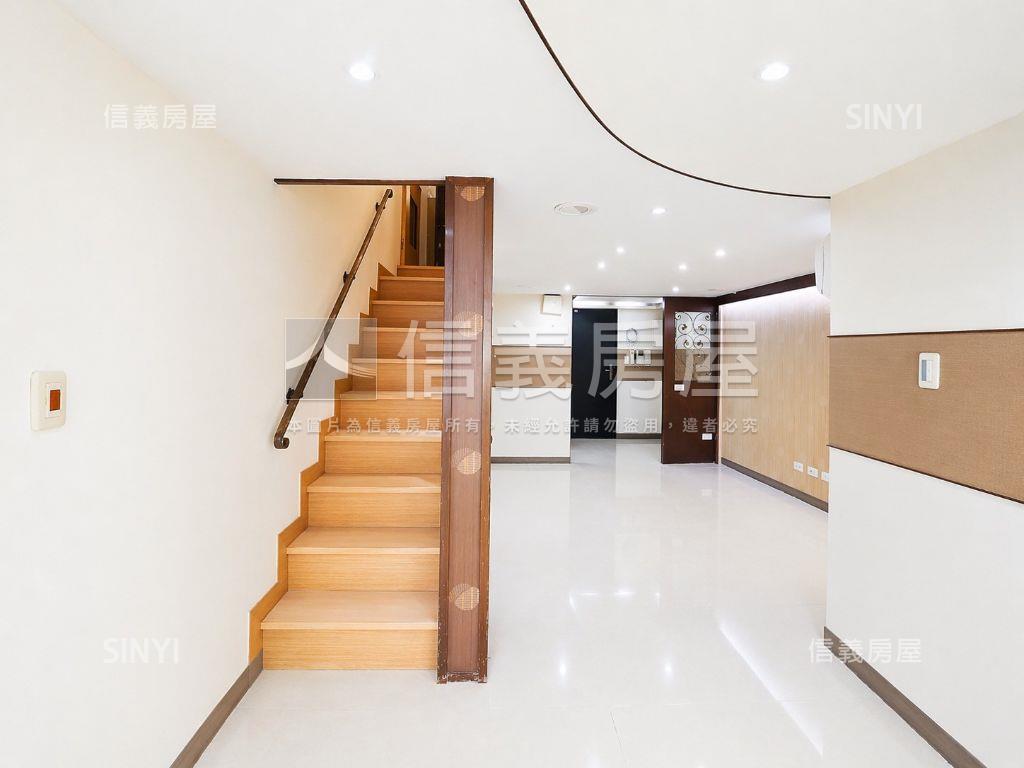 低總價Ｃ棟南加州房屋室內格局與周邊環境