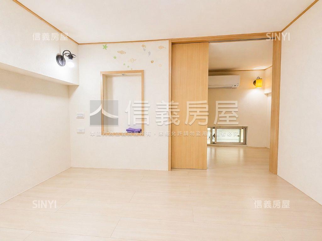 低總價Ｃ棟南加州房屋室內格局與周邊環境