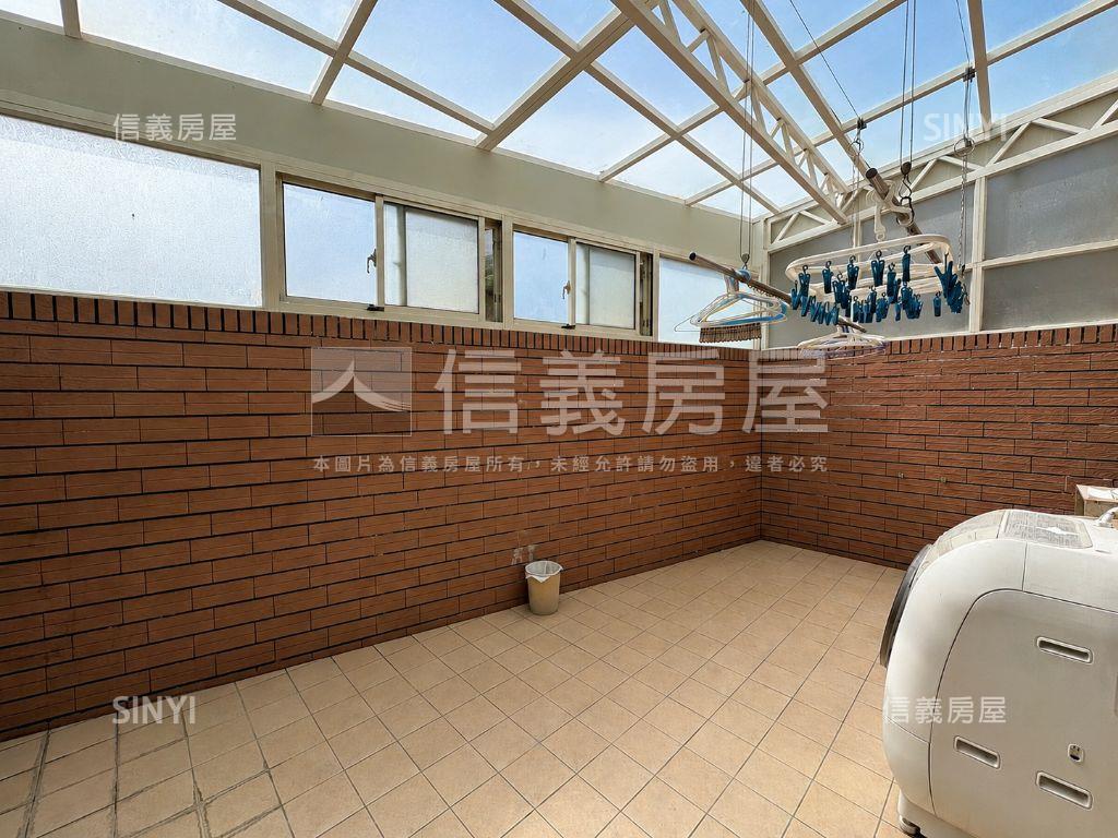 新埔皇昱漂亮美別墅房屋室內格局與周邊環境