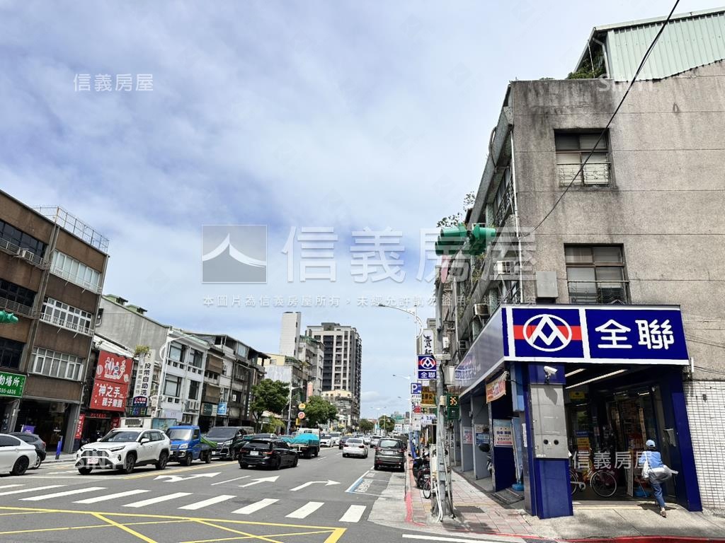 龍城四居。稀有平車房屋室內格局與周邊環境