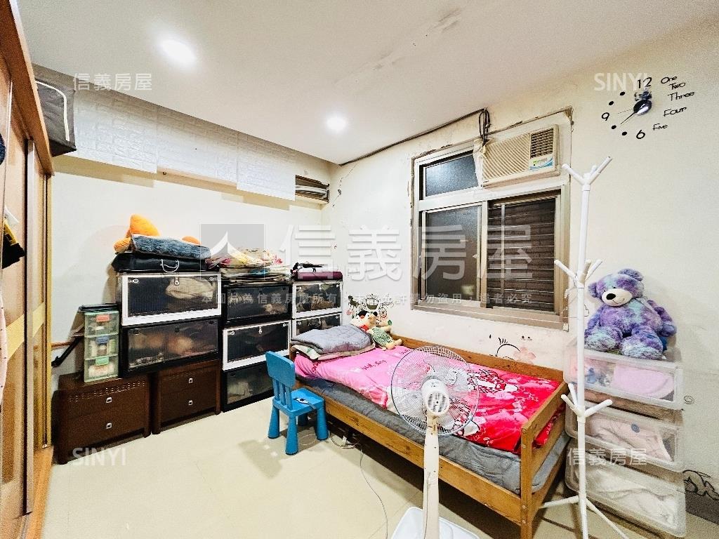 蘆洲邊間公寓二樓房屋室內格局與周邊環境