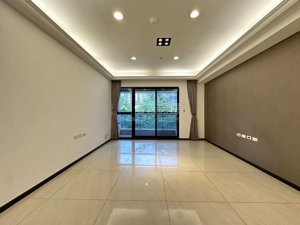 【副都心】冠德天御四房房屋室內格局與周邊環境