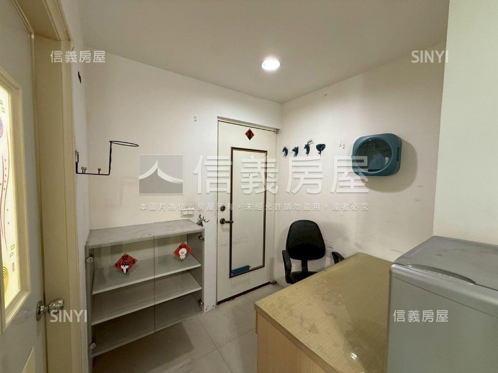 三重國小站漂亮三房美寓房屋室內格局與周邊環境