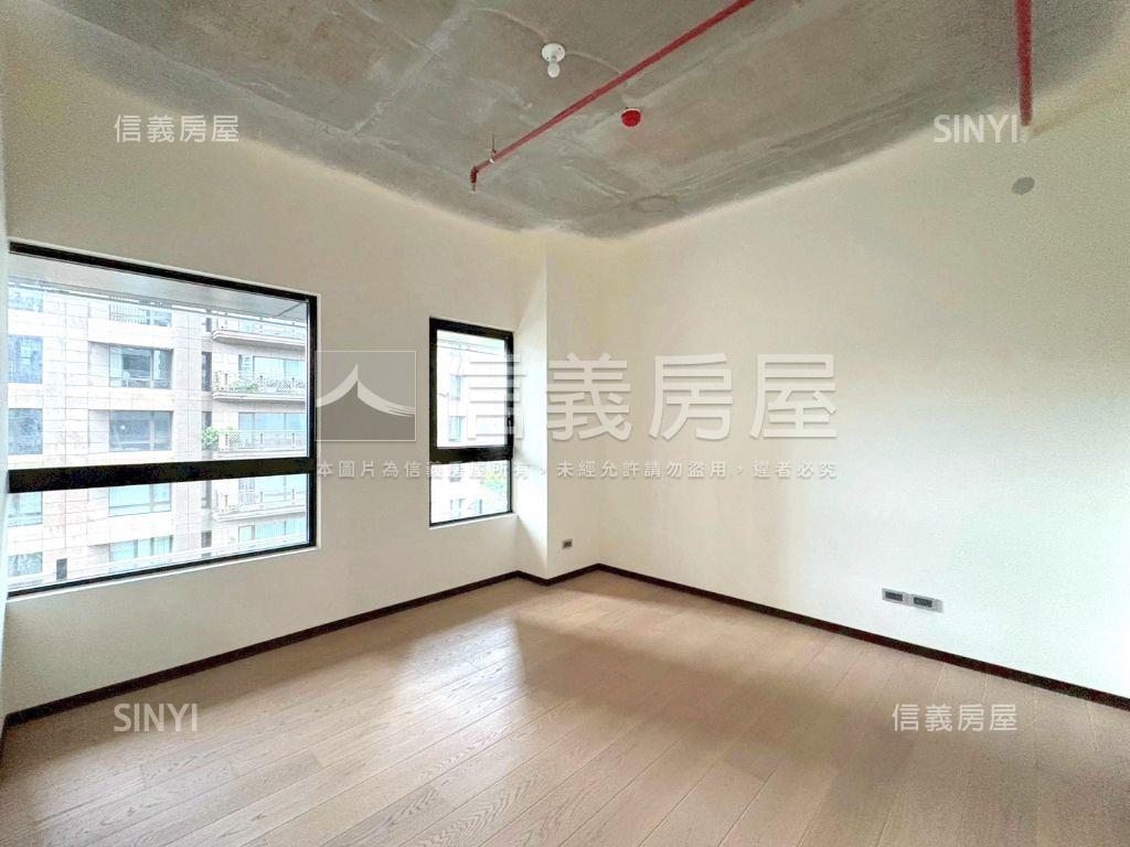 信義計畫區松雍房屋室內格局與周邊環境