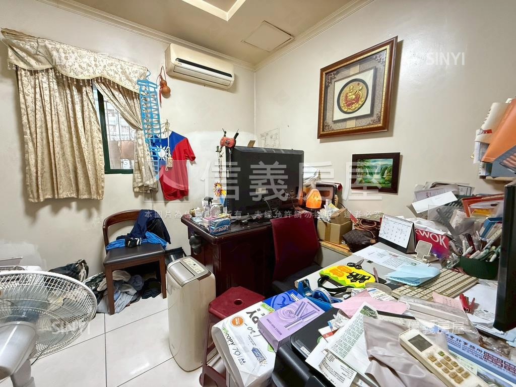 大業朝陽三房有車位房屋室內格局與周邊環境