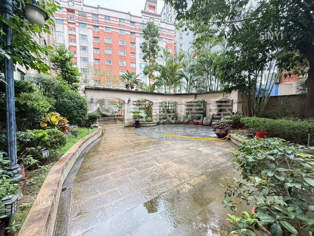 大業朝陽三房有車位房屋室內格局與周邊環境