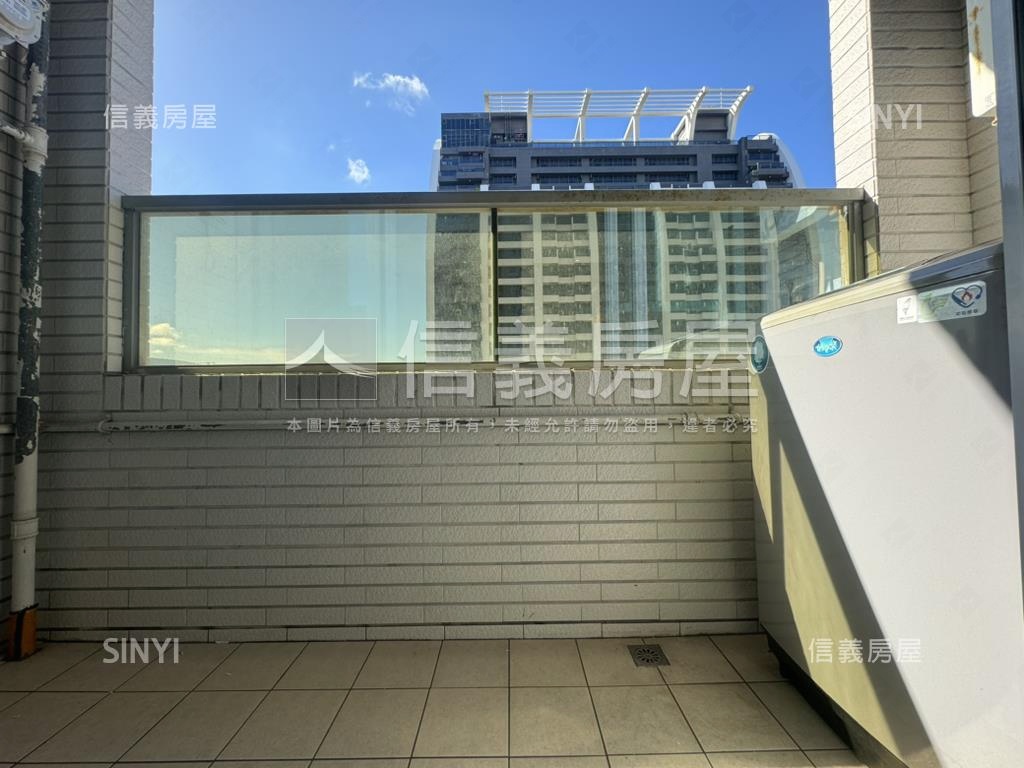 雙捷運精緻兩房平車美宅房屋室內格局與周邊環境